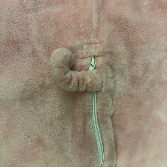 Soft Pink Jacket - Picture 3 of 4